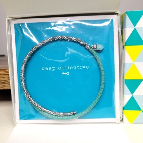 Stella & Dot Friendship Beaded Wrap Bracelet Crystal Charm Pendant - Picture 1 of 6
